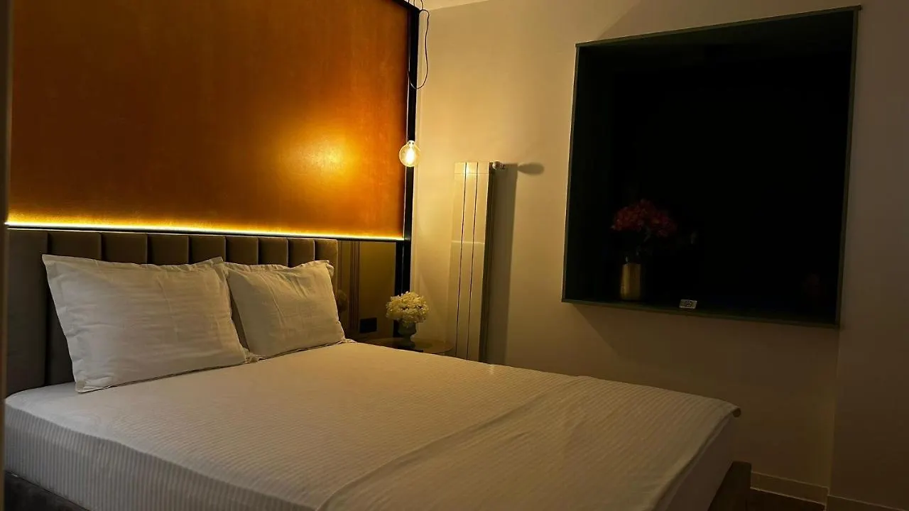 Start Apartments 3 Boekarest